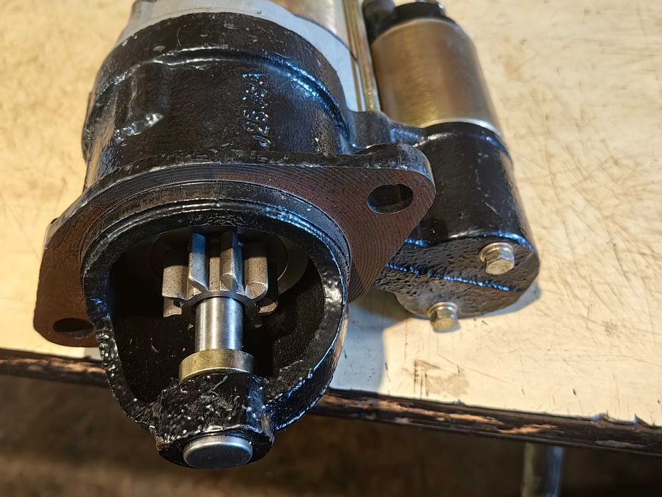 Генератор и стартер на спец технику.