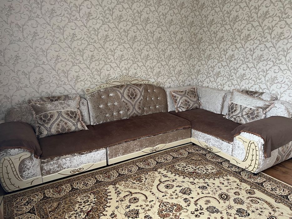 Продам диван в отличном состоянии, чистый