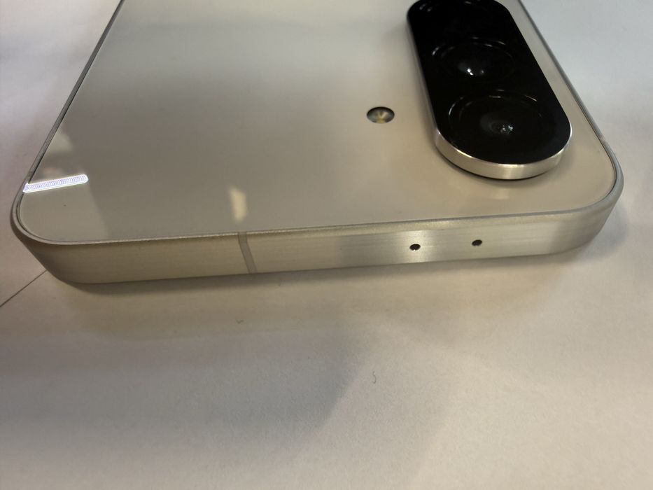 Samsung a56 128gb Перфектен!