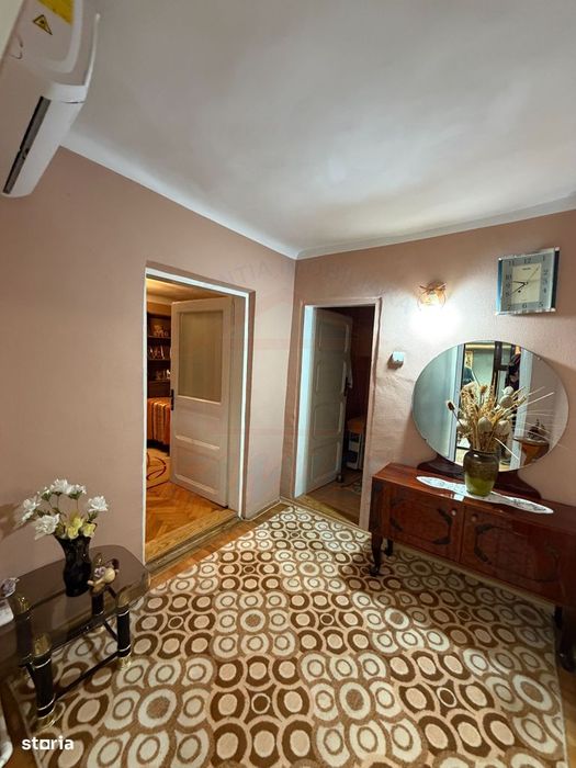 700 mp, teren intravilan, zona Centru, 150.000 euro