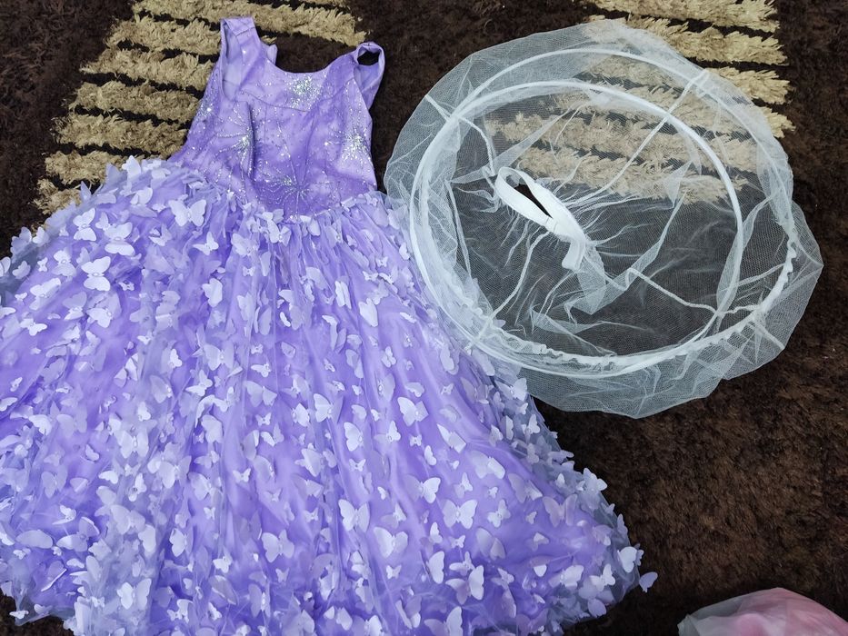 Бальное платье для девочек