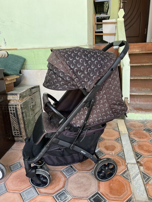 Коляска сотилади срочно!!!