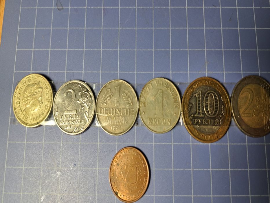 Монеты.   разные !