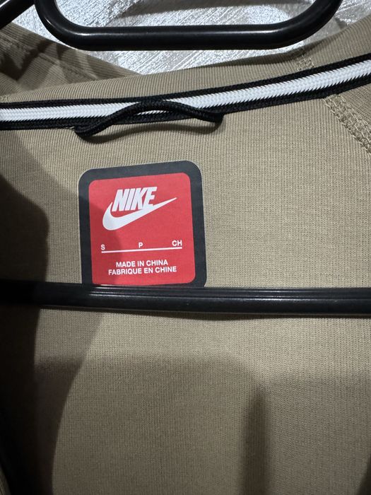 Bluza nike Tech pt barbati