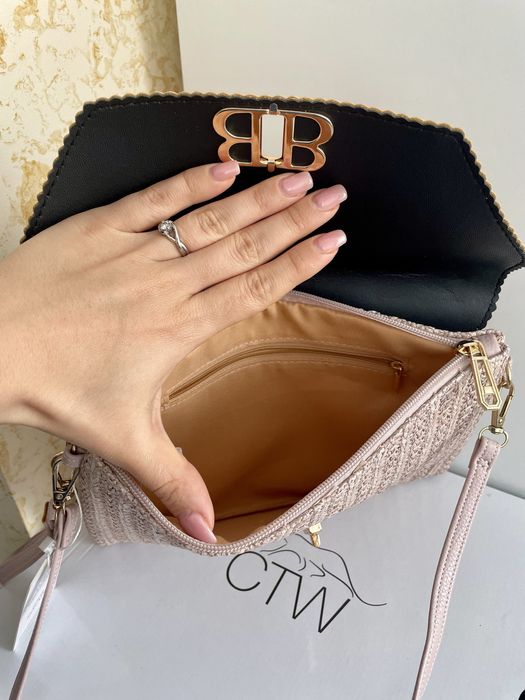 Клъч чанта за през рамо