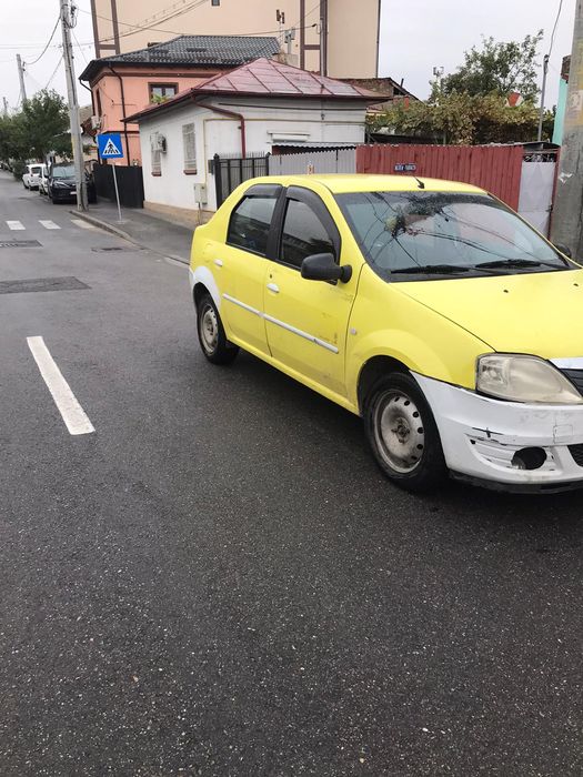 Logan pentru camp  sau piese mașină funcțională