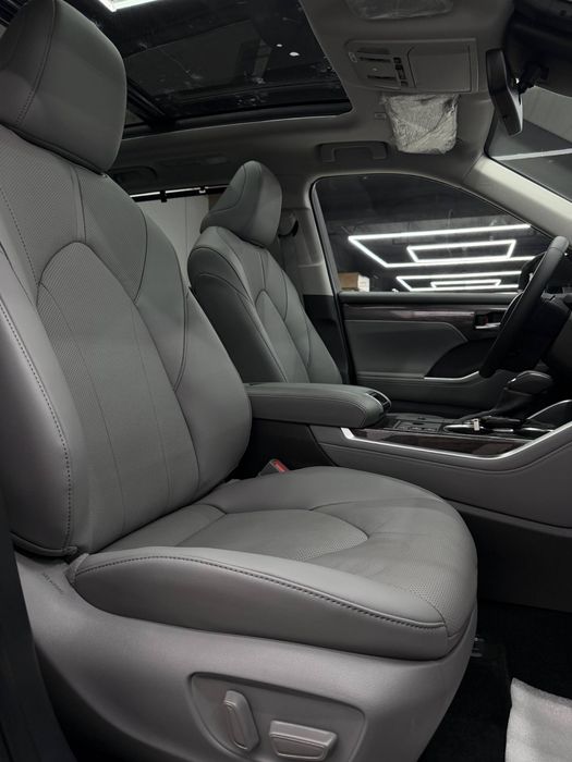Toyota Highlander Hybrid Limited