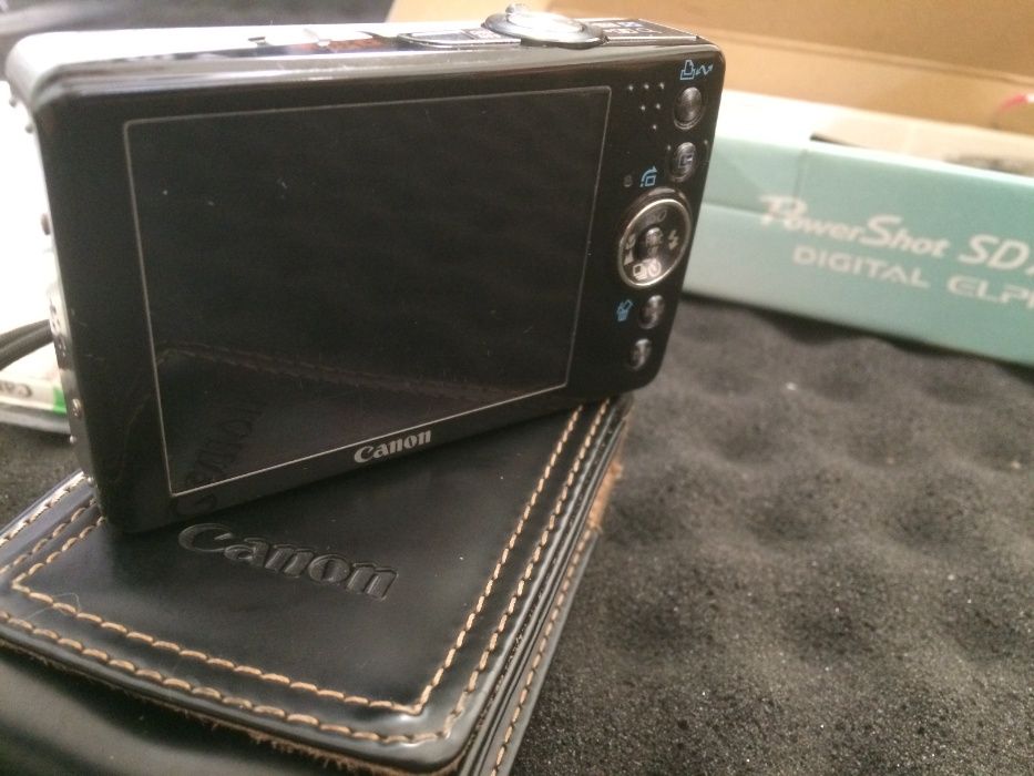 Фотоаппарат Canon PowerShot SD750