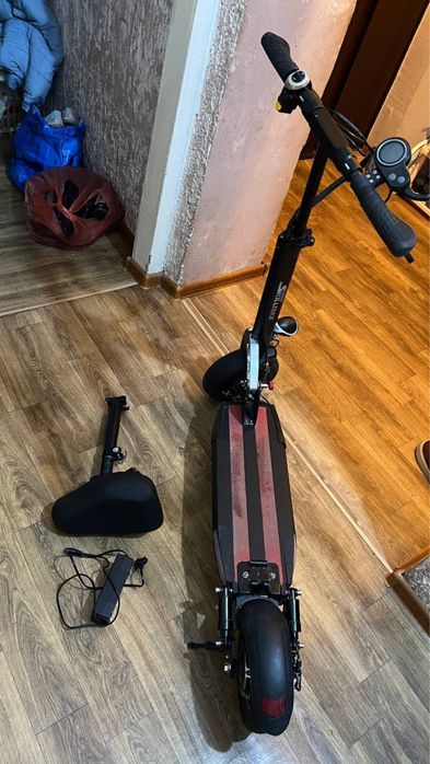 Продается электросамокат