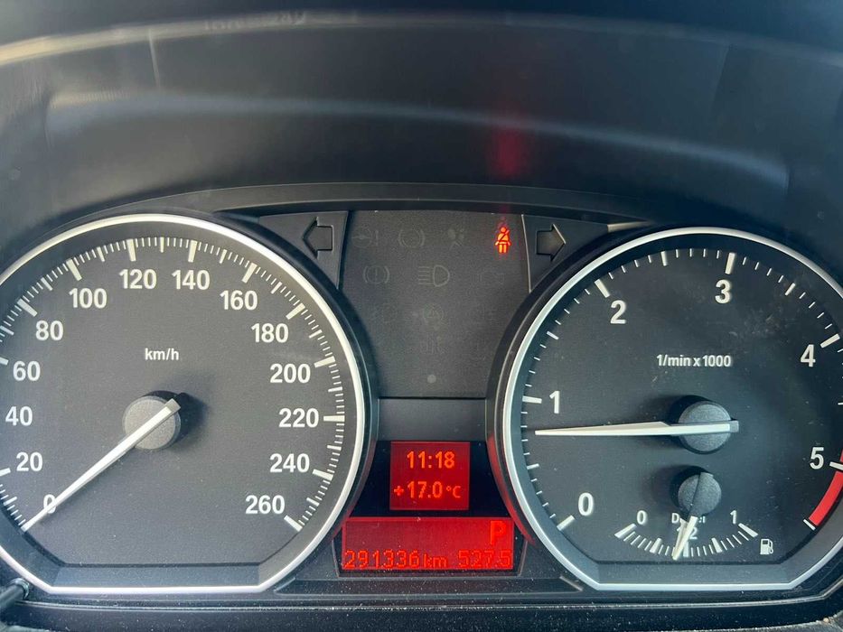 BMW seria 1 177ks
