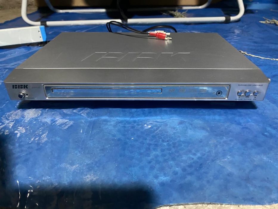 Продам DVD-плеер BBK с пультом