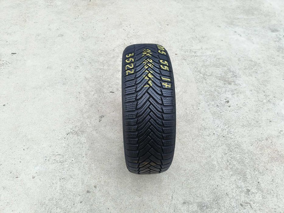 O anvelopa iarna 205 55 17 michelin alpin 6 profil 7,8 mm dot 3522