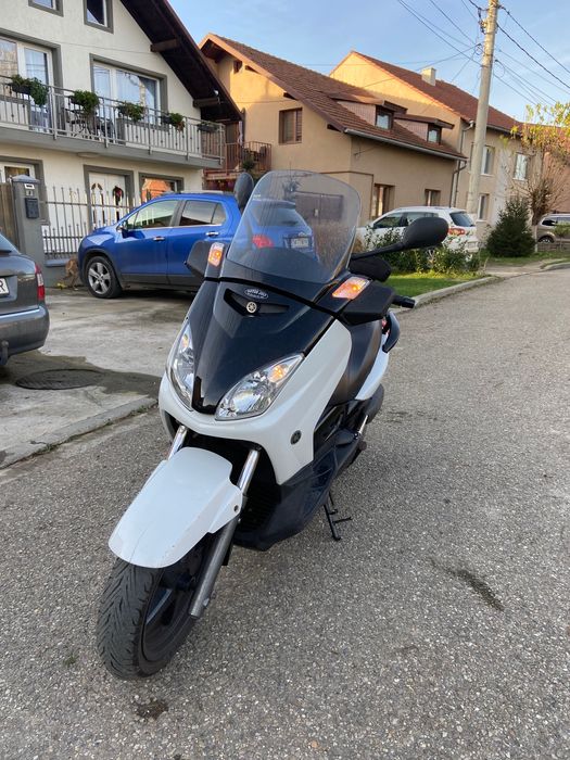 Scuter yamaha xmax 125cc