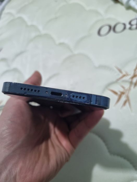 Срочно продаю Iphone 12 pro max