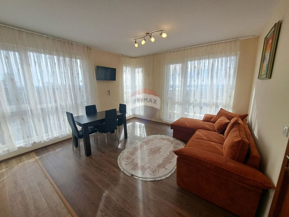 Дава се под наем Двустаен апартамент в Варна, Възраждане 3 - 53 кв.м за 408 € - Снимка #2