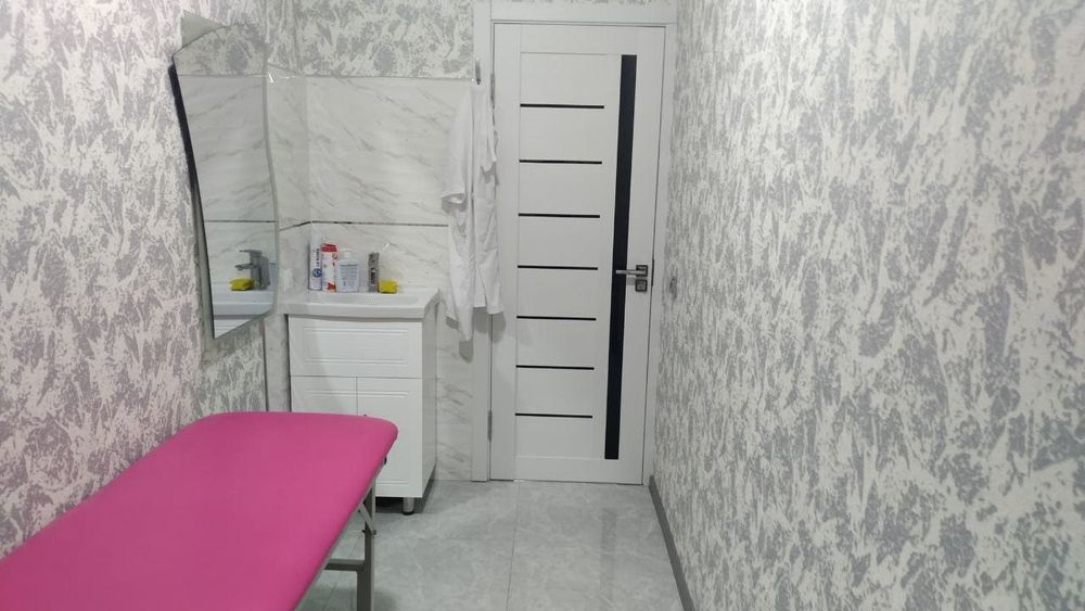 Гузаллик салонида хона арендага берилади