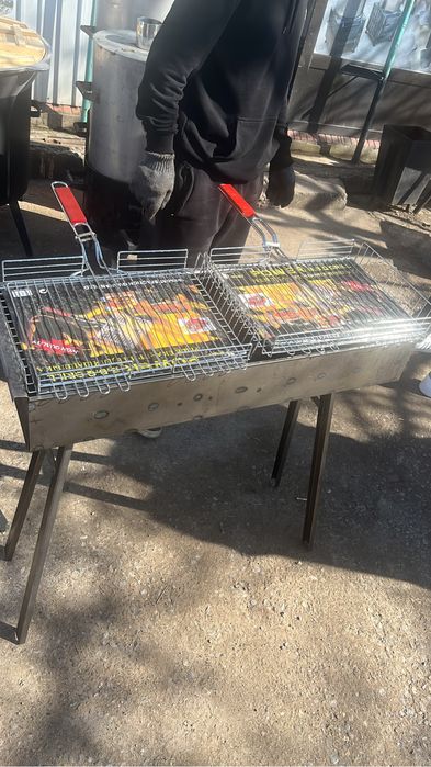Мангал с очагом барбекю
