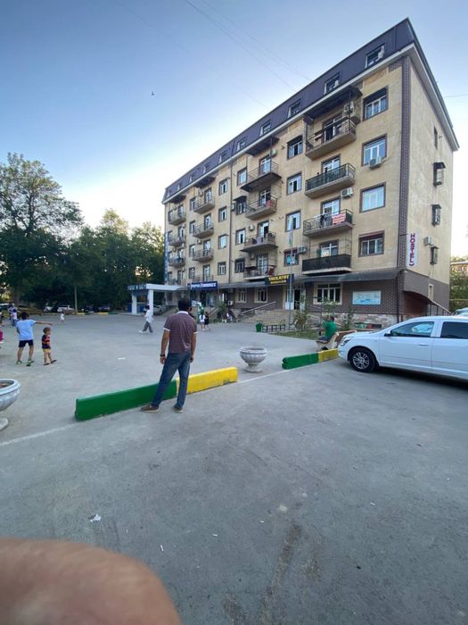 Bez makler 2 xona 3 xona qilingan uy arendaga barcha sharoitlar bor