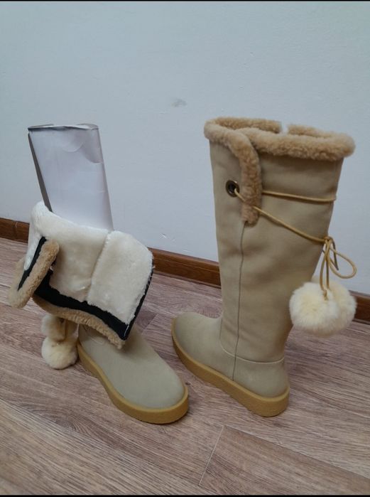 Продам  женские сапоги
