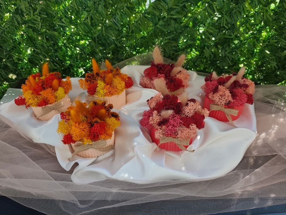 Букет с цветя от соев восък