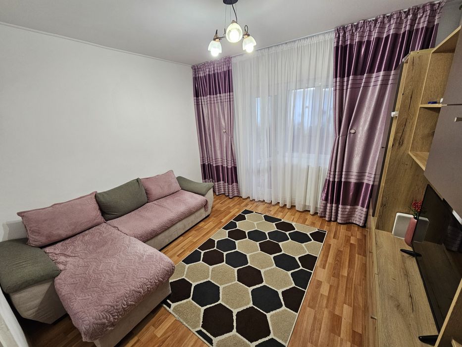 Apartament 3 camere,  Zona C5, Parter