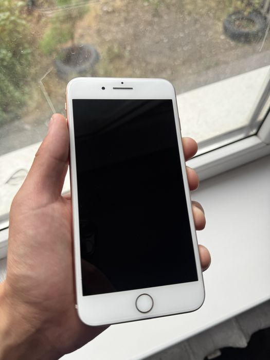 Продам iPhone 8 plus