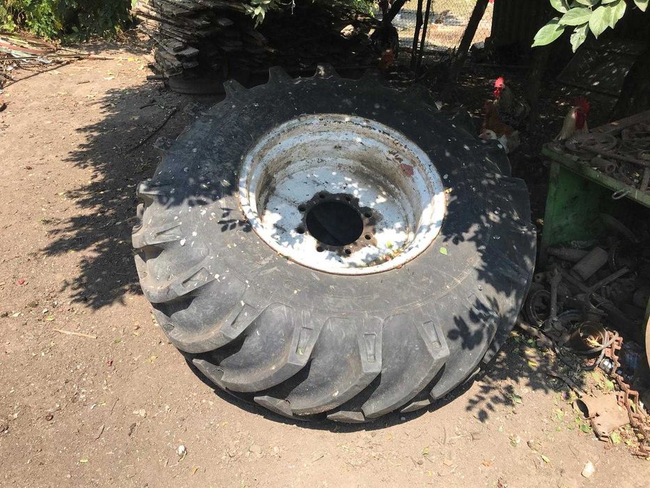 Electromotor Saviem și Roti complete combina C12M