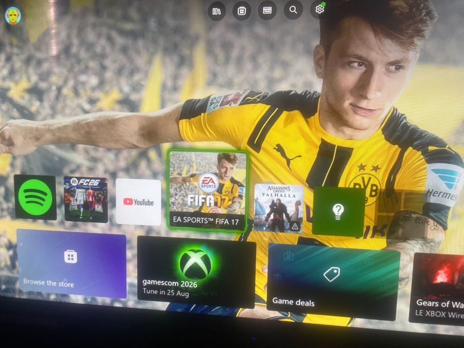 Xbox one s alb.