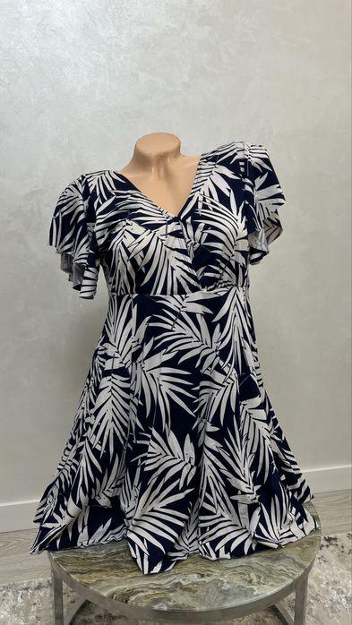 Продам бу закрытый купальник