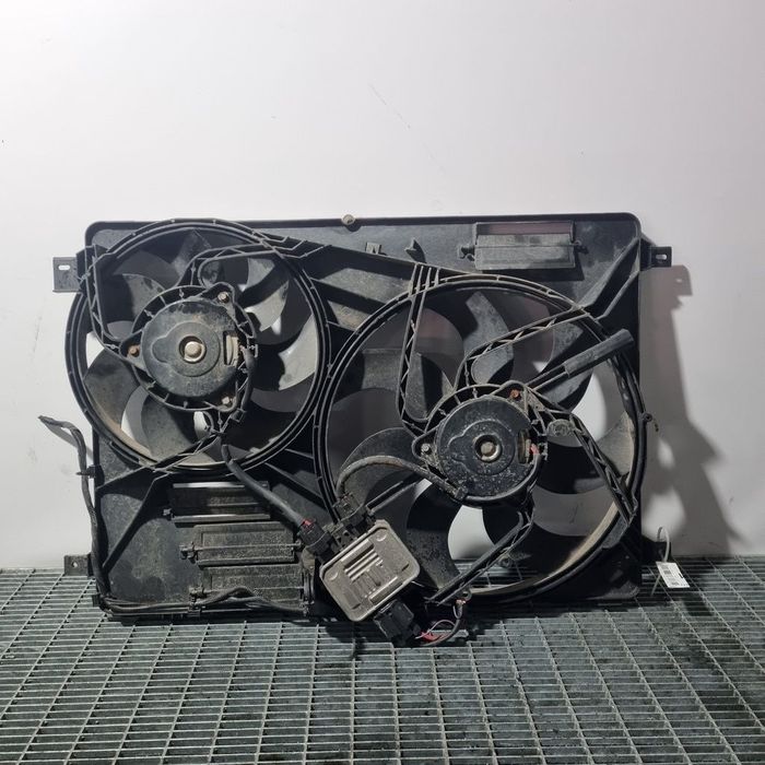 Electroventilator Land Rover Freelander 2 Facelift 2.2 Diesel 2010 - 2012 150CP Manuala ...