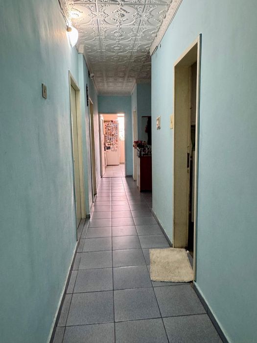 Газифициран и Саниран Многостаен Апартамент за Продажба гр. Търговище