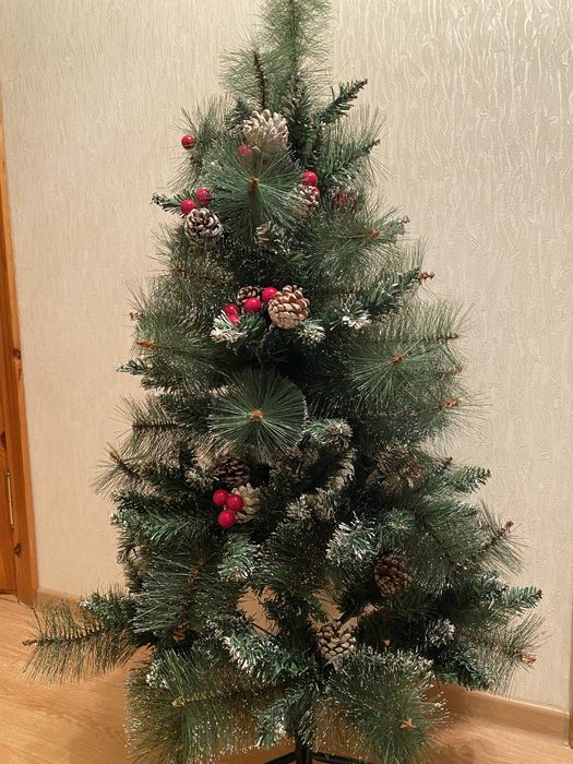 Елка новогодняя продам