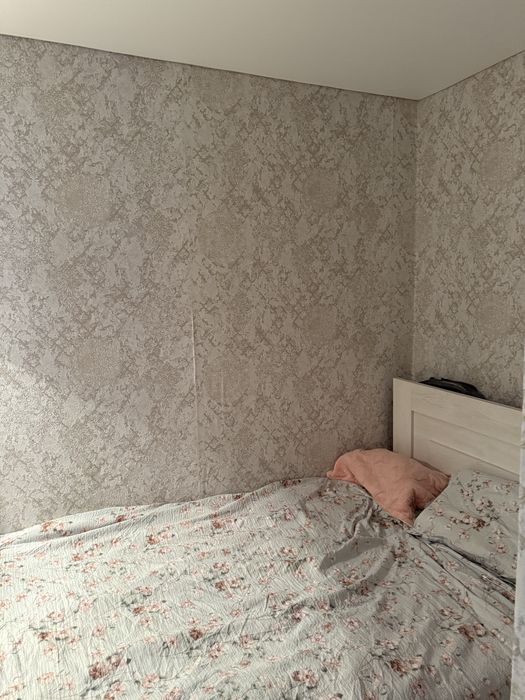 Продам квартиру на Камзина 160
