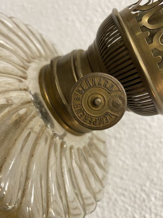 Френска газена лампа с месингова основа