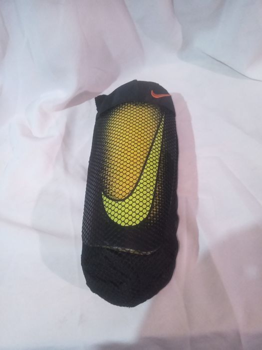 Футзальники nike tempo с щитками и гетрами