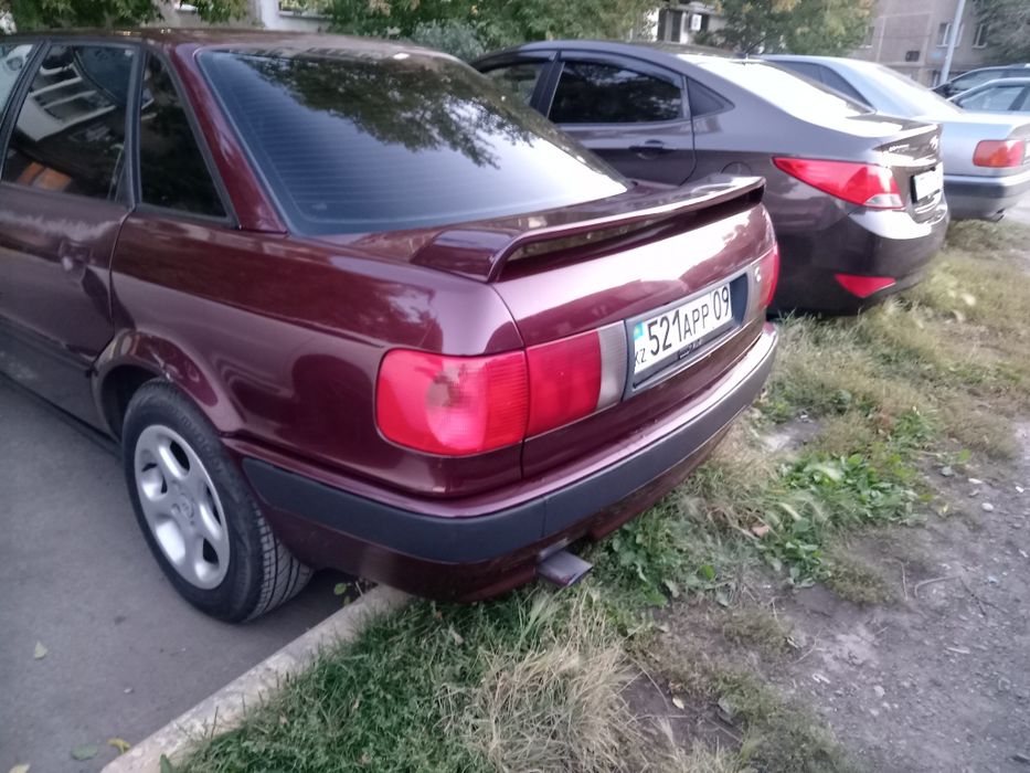 Продам ауди 80 б4