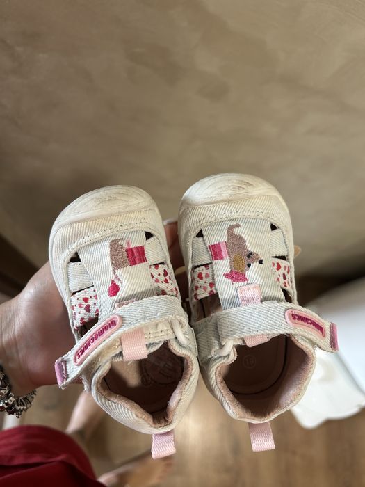 Обувки биомеханикс 19 номер