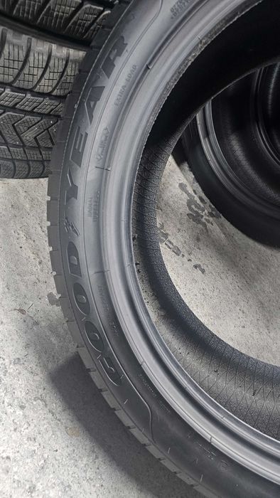 anvelopa Goodyear 295/40/22 vara