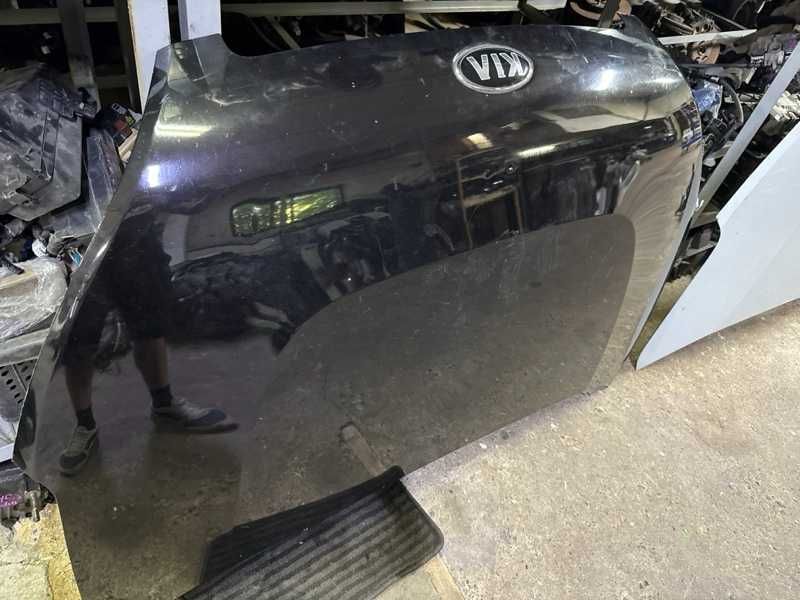 Капот на Kia Soul