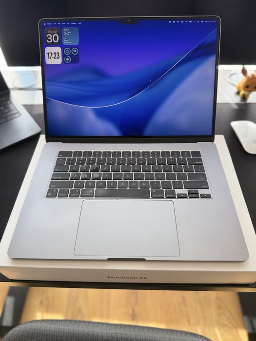 MacBook Air 15-inch M3-chip 16GB (RAM) 512GB (SSD)