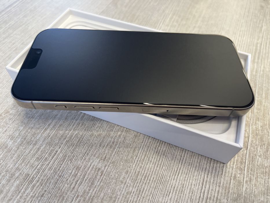 Vand Iphone 15 pro