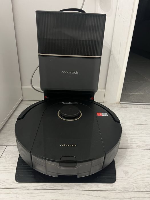 Aspirator robot Roborock, utilizat