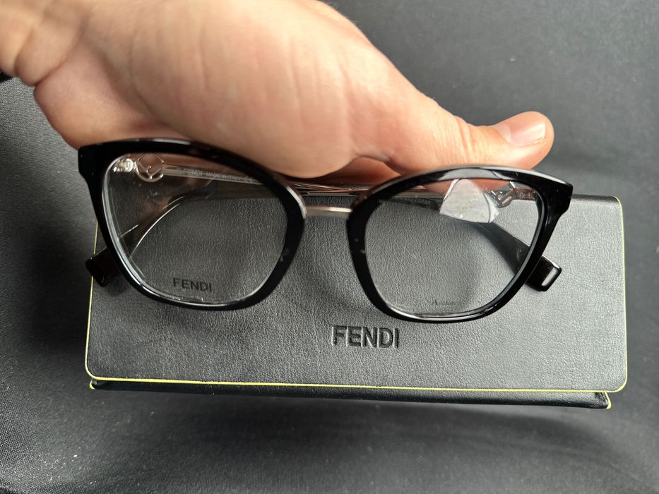 Rame vedere Fendi,Ray Ban,Hugo Boss noi