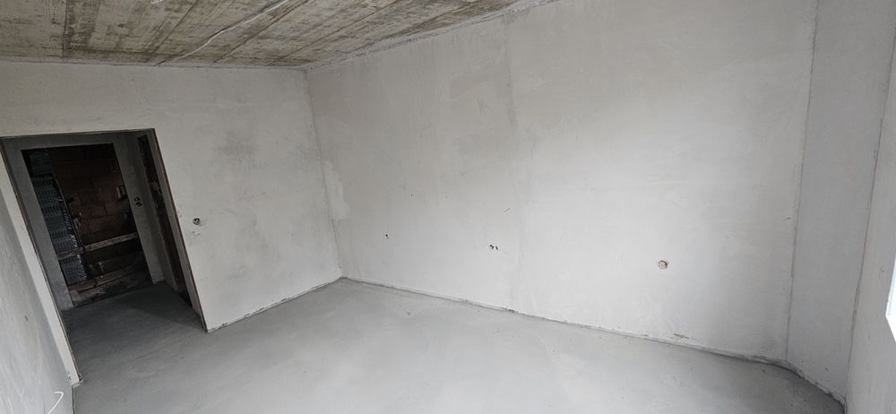 Добротица -Албенска!2ри-СРЕДЕН ЕТАЖ!
С Изложение;
-Трапезария(всекидн