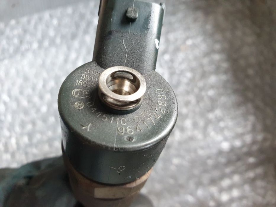injector 2.0 hdi rhy peugeot 206 dw10td peugeot 306 307 partner citroen c5 xsara 0445110076 9641742880