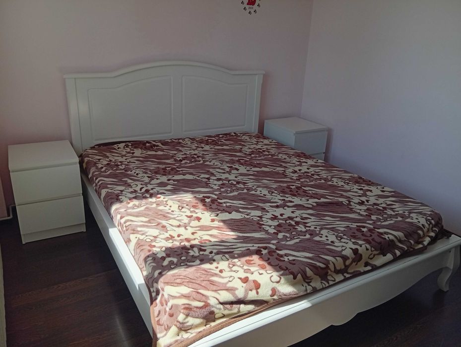 Închiriez Apartament cu 2 camere in mircea cel batran