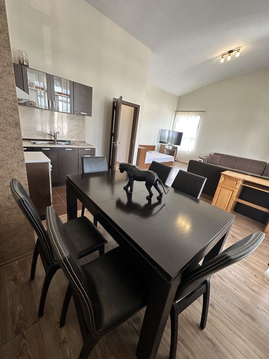 Дава се под наем Двустаен апартамент в Хасково, Център - 105 кв.м за 408 € - Снимка #15