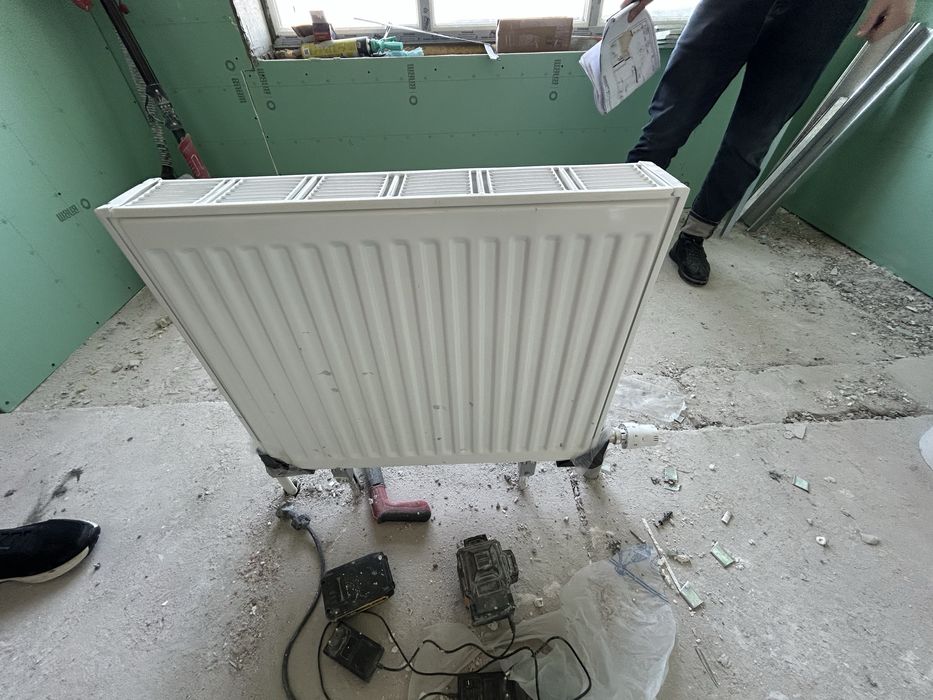 Продам батарею радиатор