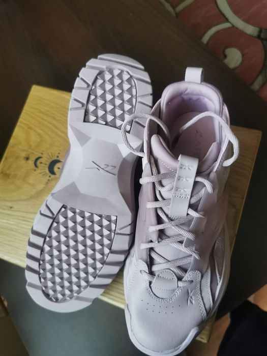 Adidasi Reebok de vânzare