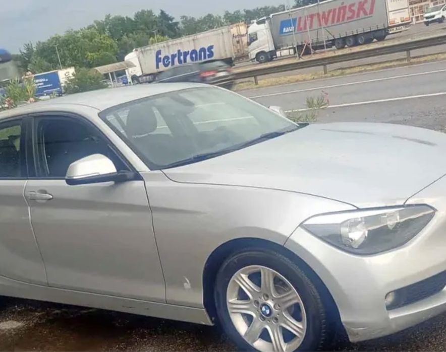 RASPUND DOAR PE WHATSAPP: Vand BMW seria 1, an2012, 163244km reali, 184cp, automata